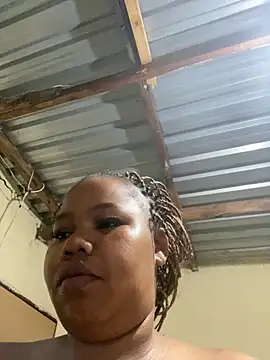 Curvycandy95 online show from May 2026 06:21:01 AM