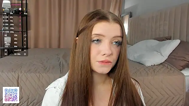 AngelenaCrittendon online show from November 2025 06:13:01 PM