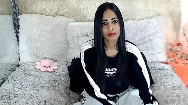 indianchic89 online show from December 2025 04:29:01 AM