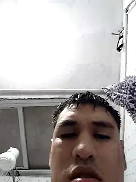 Snapshot of Exotic19cm chatting on December 2025 11:00:01 PM Exotic19cm online show from December 2025 11:00:01 PM