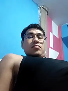 Snapshot of Exotic19cm chatting on November 2025 07:30:02 AM Exotic19cm online show from November 2025 07:30:02 AM