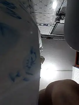 Snapshot of Exotic19cm chatting on November 2025 11:47:01 PM Exotic19cm online show from November 2025 11:47:01 PM