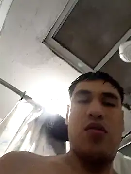 Snapshot of Exotic19cm chatting on December 2025 10:48:01 PM Exotic19cm online show from December 2025 10:48:01 PM