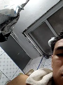 Snapshot of Exotic19cm chatting on November 2025 11:19:01 PM Exotic19cm online show from November 2025 11:19:01 PM