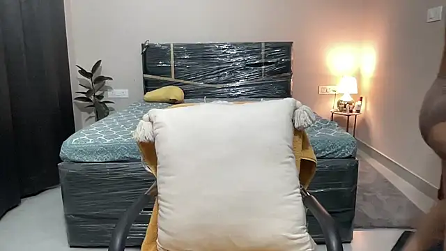 piyassi  divya online show from February 2026 08:52:02 PM