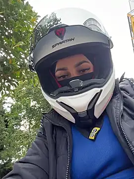 AlannaEvons online show from March 2026 04:45:01 PM