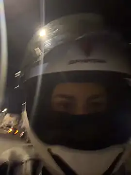 AlannaEvons online show from April 2026 12:06:02 AM