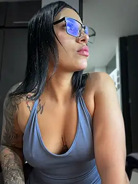 AlannaEvons online show from May 2026 04:26:02 AM