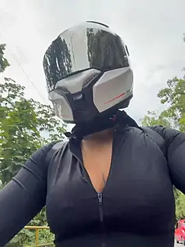 AlannaEvons online show from April 2026 07:21:02 PM