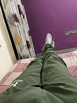 LOVE4GIRL online show from January 2026 04:47:02 PM