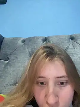 mia skys online show from February 2026 03:03:02 AM