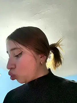 mia skys online show from January 2026 03:11:02 AM