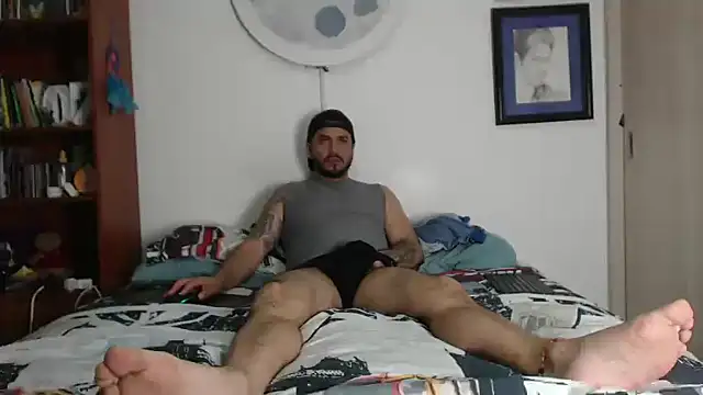 Snapshot of JustinTigger chatting on September 2025 08:20:02 PM JustinTigger online show from September 2025 08:20:02 PM