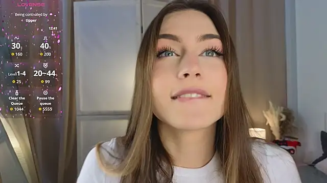 Snapshot of Moonlight1Sonata1 chatting on November 2025 09:03:01 AM Moonlight1Sonata1 online show from November 2025 09:03:01 AM