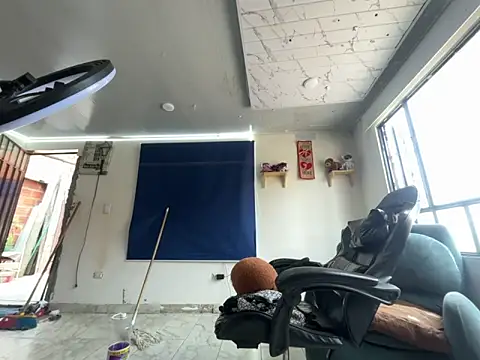 Snapshot of amanne_misa chatting on February 2026 05:45:02 PM amanne misa online show from February 2026 05:45:02 PM