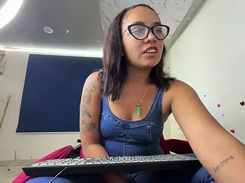 amanne misa online show from April 2026 11:07:02 PM