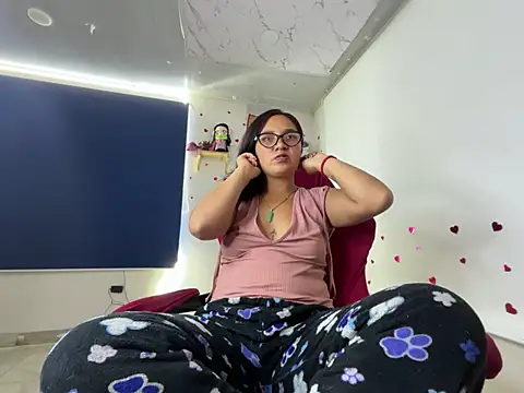 amanne misa online show from April 2026 11:52:02 PM