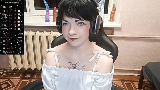 ChaeTrier online show from November 2025 04:11:01 PM