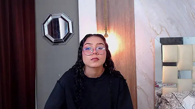 Snapshot of honeymoon_12 chatting on February 2026 03:03:02 AM honeymoon 12 online show from February 2026 03:03:02 AM