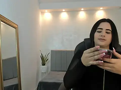 Snapshot of kendall_roous chatting on October 2025 07:15:02 PM kendall roous online show from October 2025 07:15:02 PM