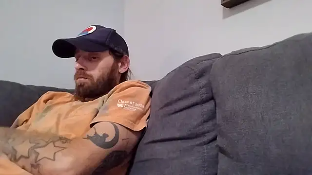 Brabbit3211 online show from September 2025 08:10:02 PM