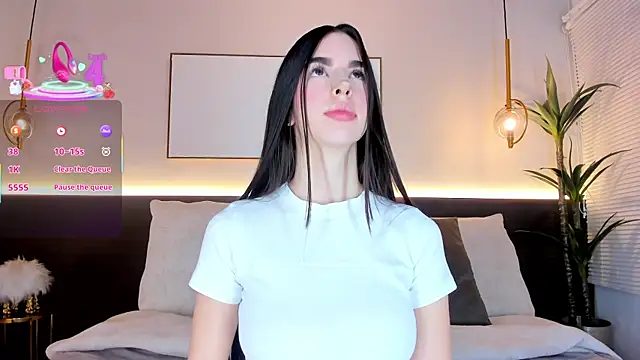 Snapshot of SolAvelar chatting on January 2026 03:13:01 AM SolAvelar online show from January 2026 03:13:01 AM