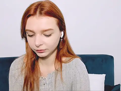 AmberSensitive online show from December 2025 07:11:01 AM