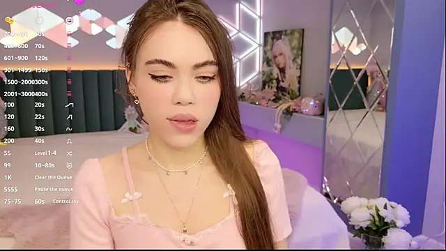 MimiFors online show from April 2026 06:22:01 PM