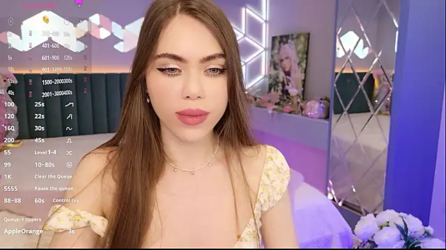 MimiFors online show from May 2026 06:08:02 PM