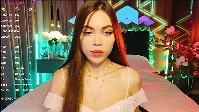 MimiFors online show from October 2025 03:57:02 PM