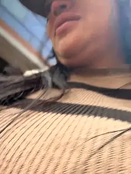 -Mia1 online show from March 2026 12:30:02 PM