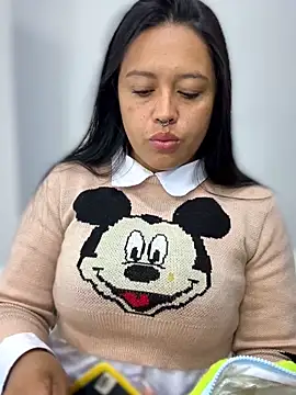 Snapshot of -Mia1 chatting on February 2026 12:32:01 PM -Mia1 online show from February 2026 12:32:01 PM