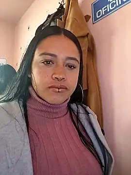 Snapshot of -Mia1 chatting on September 2025 01:28:02 PM -Mia1 online show from September 2025 01:28:02 PM