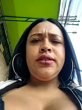 Snapshot of -Mia1 chatting on September 2025 12:23:01 PM -Mia1 online show from September 2025 12:23:01 PM