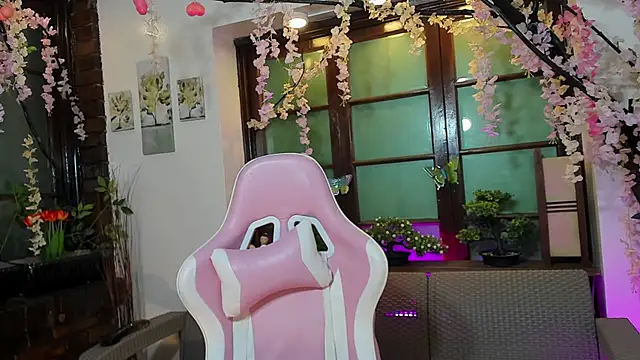 emma ayala online show from January 2026 07:09:01 PM