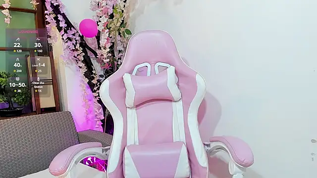 emma ayala online show from March 2026 07:10:02 PM