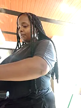 Snapshot of isabella_brown1 chatting on January 2026 07:41:02 PM isabella brown1 online show from January 2026 07:41:02 PM