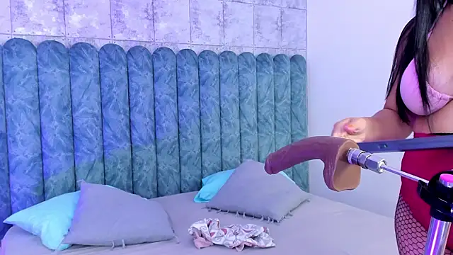 Victoriia Queen online show from September 2025 06:59:01 PM