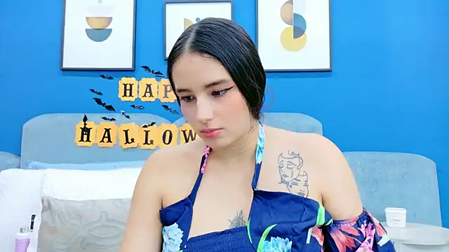 Ashley Evans22 online show from October 2025 07:57:02 PM