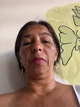 maleja23 online show from October 2025 09:22:02 PM