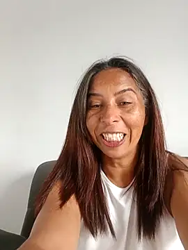 maleja23 online show from September 2025 02:06:01 PM