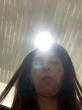 maleja23 online show from November 2025 01:22:01 AM