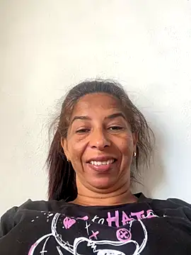 maleja23 online show from November 2025 01:11:01 PM