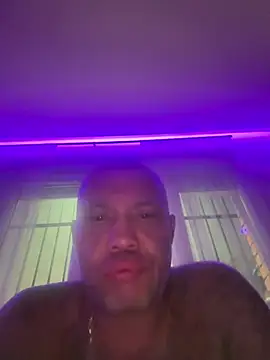 Snapshot of gitanomadrid chatting on June 2026 02:12:02 AM gitanomadrid online show from June 2026 02:12:02 AM