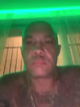 Snapshot of gitanomadrid chatting on May 2026 02:27:01 AM gitanomadrid online show from May 2026 02:27:01 AM