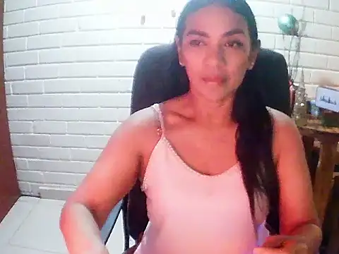 MiiaVelasquez online show from November 2025 04:13:01 AM