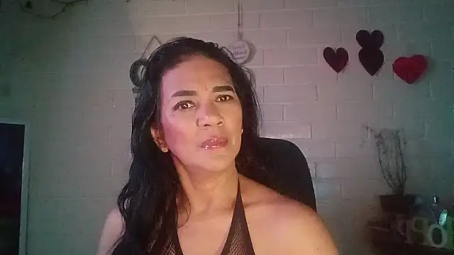 MiiaVelasquez online show from April 2026 04:41:02 AM