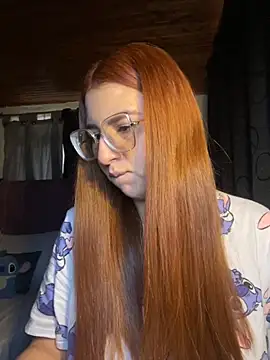 CoraVibes online show from December 2025 11:57:01 AM