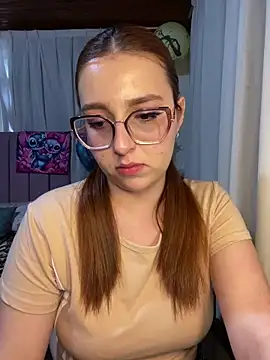 CoraVibes online show from February 2026 09:50:01 PM