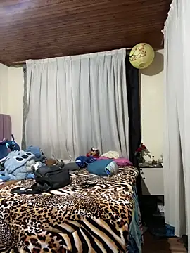 CoraVibes online show from March 2026 01:46:02 PM